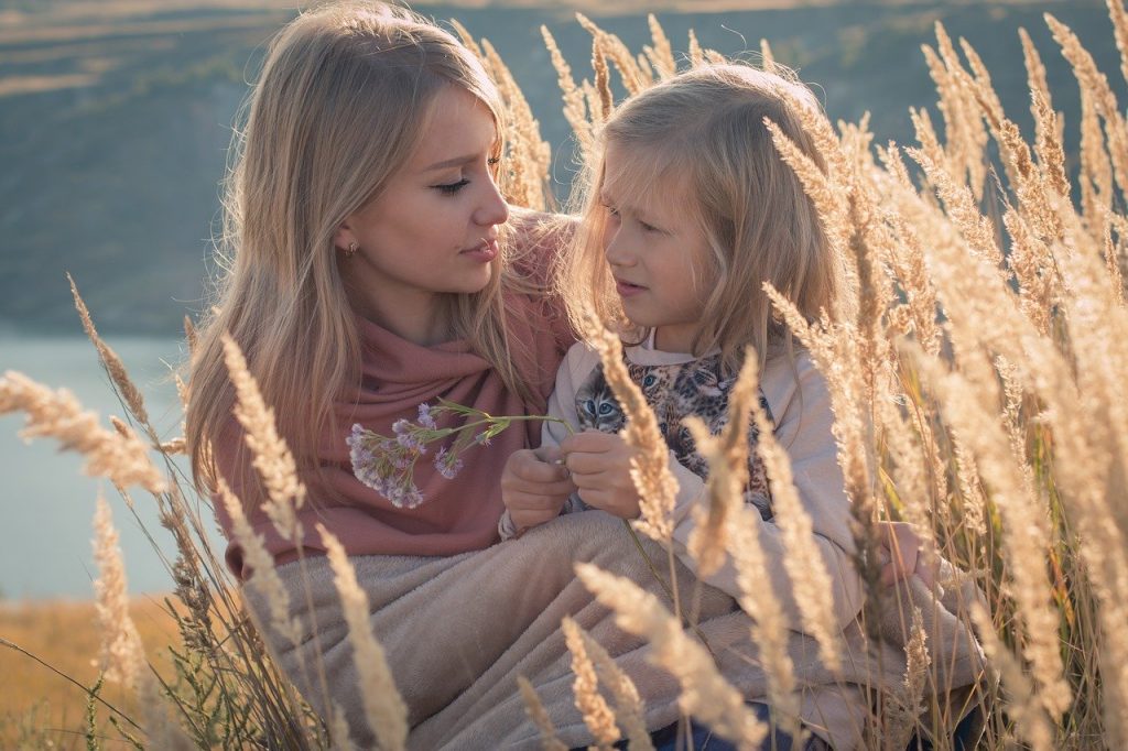 Help your child learn better by spending time talking with her each day